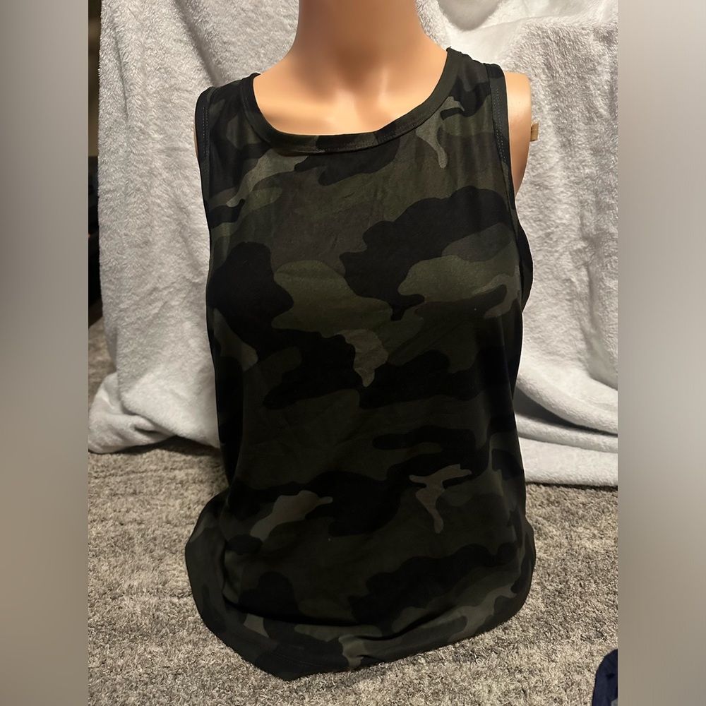 Old Navy active breathe on tank top EUC